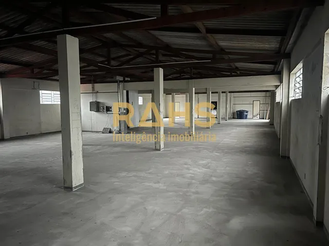 Imagem 5: Galpão Comercial à Venda na João Colin, América - Joinville-SC, 15 Vagas de Garagem