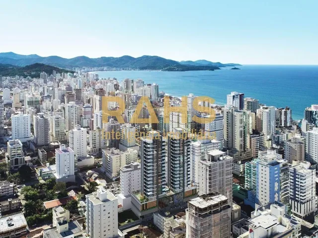 Imagem: Apartamento de Alto Padrão Meia Praia