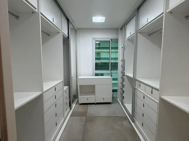 Imagem 2: Apartamento de Luxo à Venda na Praia do Canto, Vitória/ES