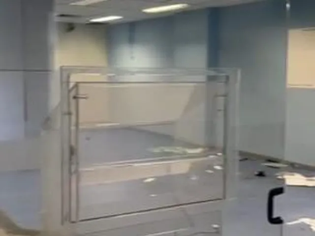 Imagem 10: SALA COMERCIAL em Salvador - Bahia, Pituba