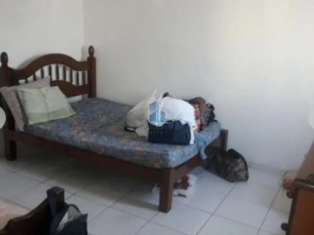 Imagem 2: Casa à venda em Contagem-MG, bairro Retiro: 3 quartos, 2 banheiros, 5 vagas de garagem