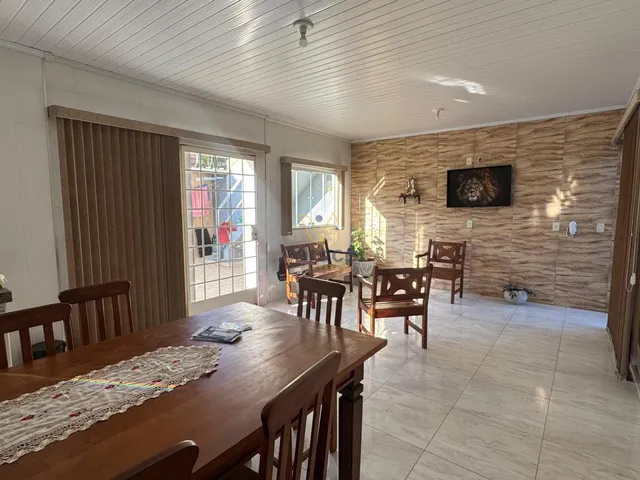 Imagem: Casa à Venda por R$450.000,00 no Bairro