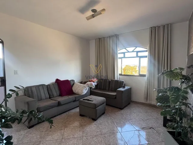 Imagem 6: Casa à Venda por R$450.000,00 no Bairro Belvedere em Ouro Branco - MG