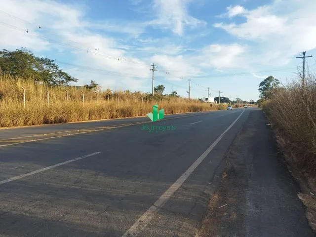 Imagem 3: TERRENO COMERCIAL em Montes Claros - Minas Gerais, Centro
