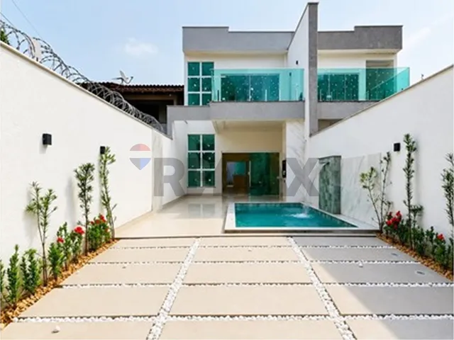 Imagem: Duplex de Luxo em Cambolo com Piscina Privativa