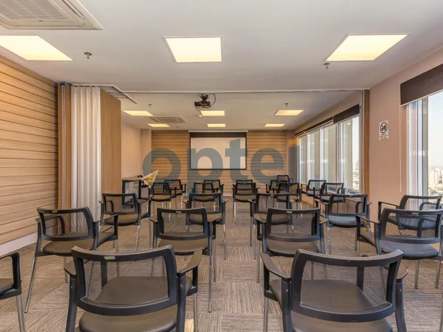 Imagem 3: Sala Excelente de Canto no Marco Zero Tower no Jardim do Mar Sala de 39m² reformada com
