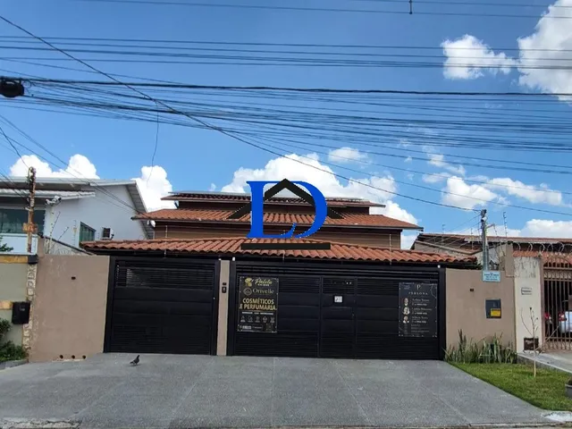 Imagem 1: Sobrado Amplo e Aconchegante com Piscina Aquecida e Energia Solar no Parque Anhanguera