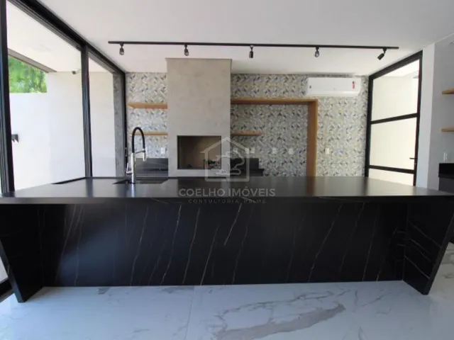 Imagem 5: QUINTAS DO SOL CASA NOVA E SEMIMOBILIADA 4 SUÍTES ARMÁRIOS ALTO PADRÃO JARDIM BOTÂNICO