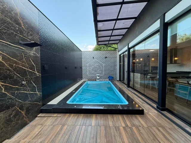 Imagem 7: RUA 05 VICENTE PIRES CASA TOTALMENTE MOBILIADA COM 03 SUÍTES PISCINA AQUECIDA