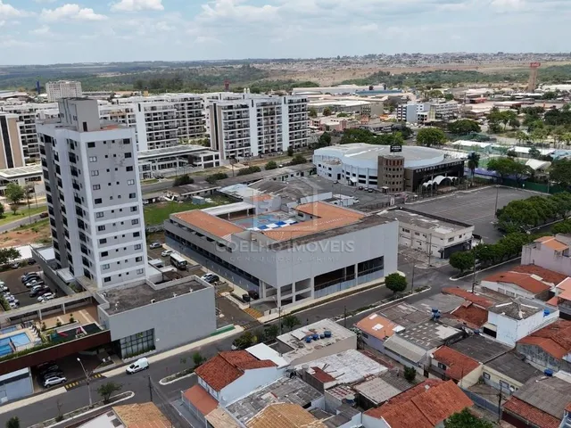 Imagem 11: QSF 01 PRÉDIO COMERCIAL COM AMPLO ESPAÇO ELEVADOR E 104 VAGAS DE GARAGEM