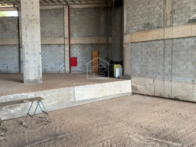 Imagem 15: QSF 01 PRÉDIO COMERCIAL COM AMPLO ESPAÇO ELEVADOR E 104 VAGAS DE GARAGEM
