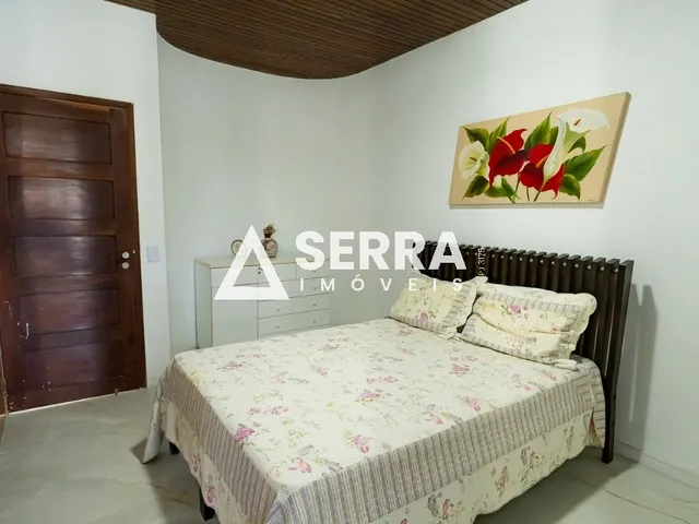 Imagem 3: PARQUE DOS COQUEIROS | 1.525m² DE TERRENO | 305,98m² AC | 4 SUÍTES | PISCINA