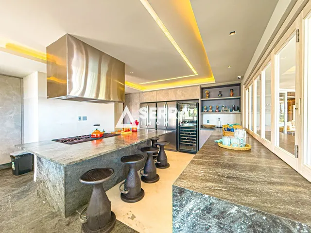 Imagem 5: Mansão Porto Busca Vida Resort | 1.100 m² | Frente mar | 7 suítes