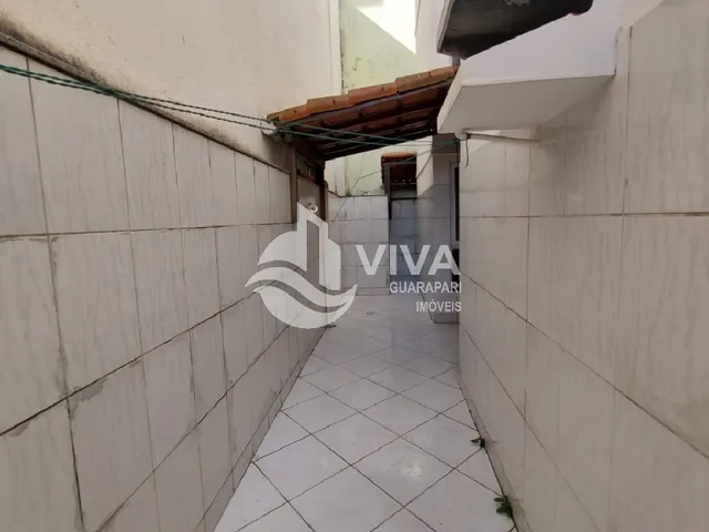 Imagem 4: Apartamento de primeiro andar com área externa em "U" composto por 2 quartos á venda na