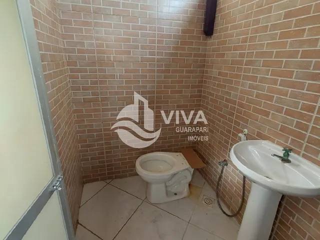 Imagem 13: Apartamento de primeiro andar com área externa em "U" composto por 2 quartos á venda na