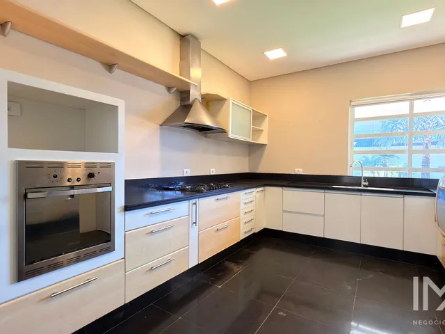 Imagem 9: Sobrado para Locação no Condomínio Maria Teresa, 408m2 por R$15.000,00mês