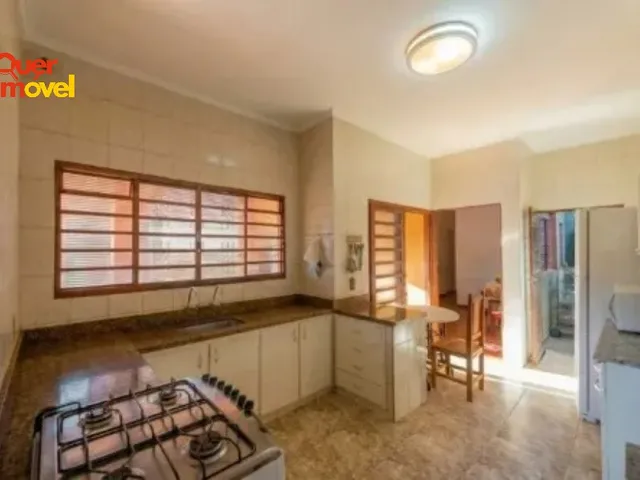 Imagem 14: Imperdível Casa à Venda em Ribeirão Preto-SP, Bairro Campos Elíseos: 3 Quartos, 2
