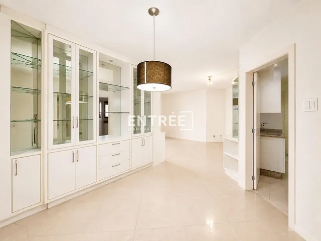 Imagem 10: Apartamento 4 Quartos (Sendo 2 Suítes) e 2 Vagas com Hb - Centro