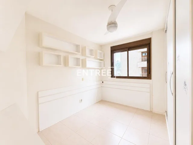 Imagem 9: Apartamento 4 Quartos (Sendo 2 Suítes) e 2 Vagas com Hb - Centro