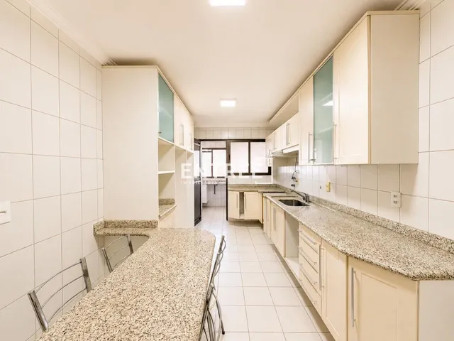 Imagem 12: Apartamento 4 Quartos (sendo 2 Suítes) e 2 Vagas livres com HB - Agronômica