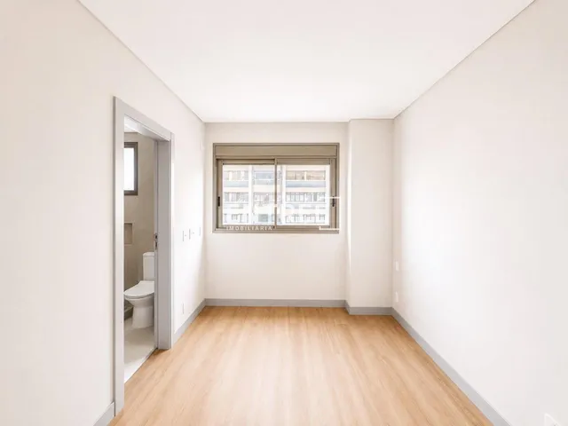 Imagem 4: Apartamento NOVO 3 Suítes e 2 Vagas com HB - Centro