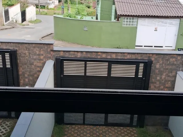 Imagem 14: Sobrado moderno com 2 suítes próximo ao Komprão da Água Verde em Blumenau
