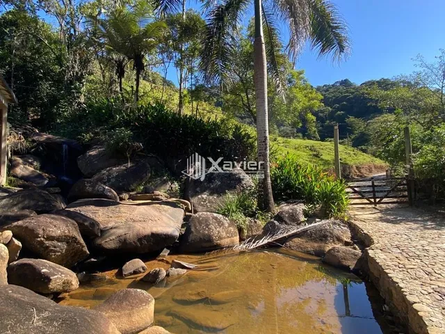 Imagem: Chácara à Venda com 16.000 m² na Rota