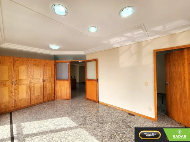 Imagem 13: 120m² internos. Amplo conjunto comercial com ar condicionado, edifício de esquina