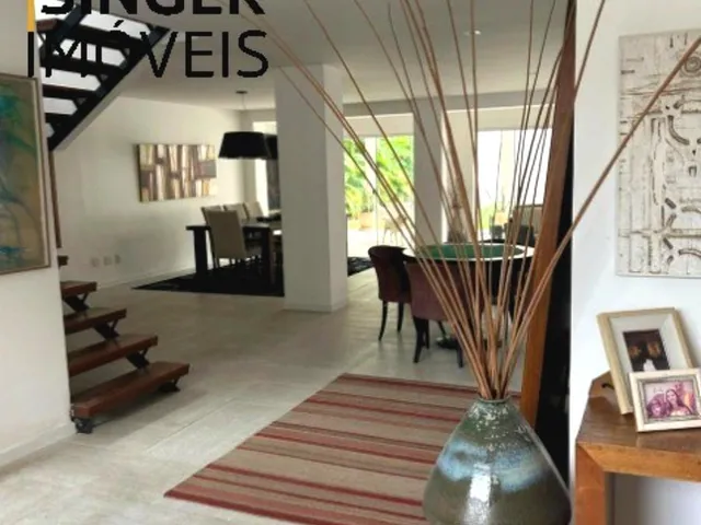 Imagem 8: Casa Duplex em Condomínio > Alto Padrão > Barra da Tijuca/RJ: 4 Quartos (2 Suítes)