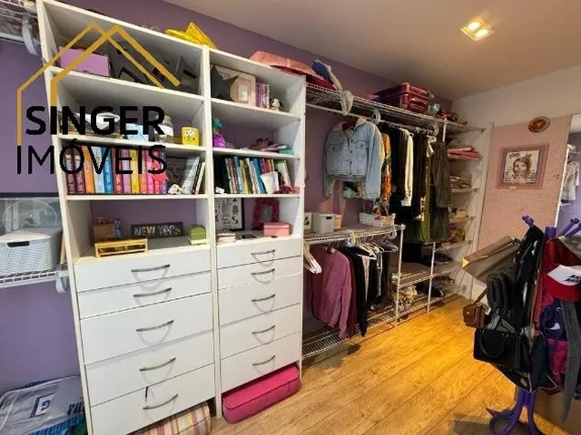 Imagem 4: Casa Duplex em Condomínio > Alto Padrão > Barra da Tijuca/RJ: 4 Quartos (2 Suítes)