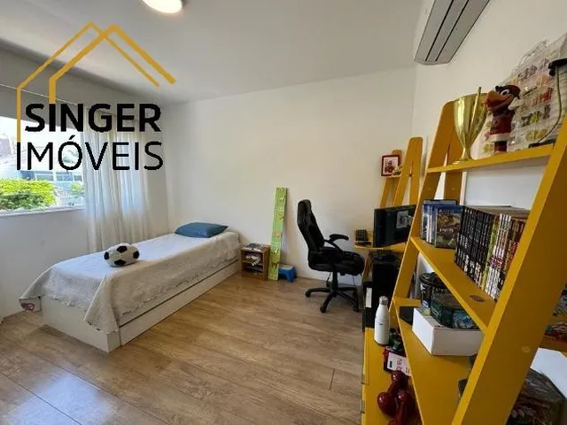 Imagem 14: Casa Duplex em Condomínio > Alto Padrão > Barra da Tijuca/RJ: 4 Quartos (2 Suítes)