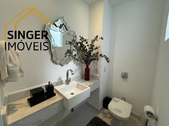 Imagem 10: Casa Duplex em Condomínio > Alto Padrão > Barra da Tijuca/RJ: 4 Quartos (2 Suítes)