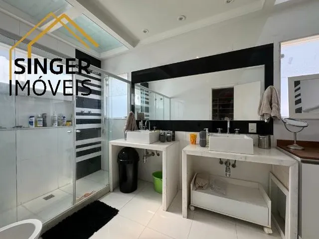 Imagem 11: Casa Duplex em Condomínio > Alto Padrão > Barra da Tijuca/RJ: 4 Quartos (2 Suítes)