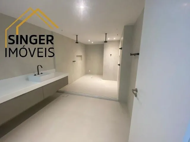 Imagem 11: Casa em Condomínio à Venda > Barra da Tijuca/RJ > 7 SUÍTES, Arquitetura Sofisticada