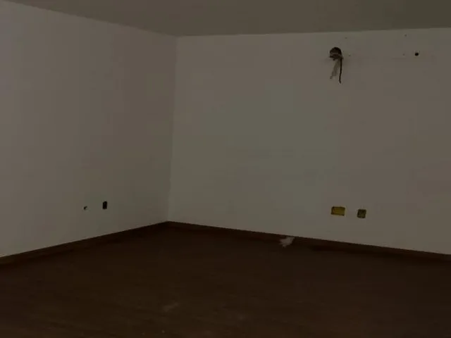 Imagem 13: Vendo / Alugo Prédio Comercial em Campo Grande RJ. Localização: Próximo a faculdade