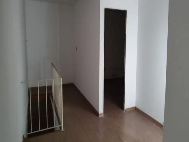 Imagem 12: Vendo / Alugo Prédio Comercial em Campo Grande RJ. Localização: Próximo a faculdade
