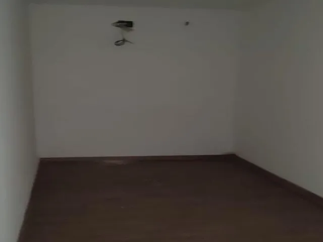 Imagem 7: Vendo / Alugo Prédio Comercial em Campo Grande RJ. Localização: Próximo a faculdade