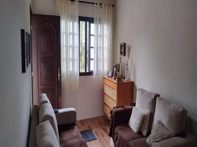 Imagem 15: Vendo casa duplex em condomínio - Campo Grande RJ. LOCALIZAÇÃO: Próximo a escolas