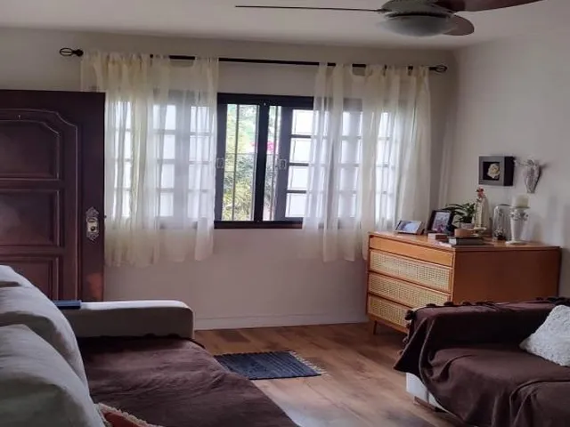 Imagem 14: Vendo casa duplex em condomínio - Campo Grande RJ. LOCALIZAÇÃO: Próximo a escolas