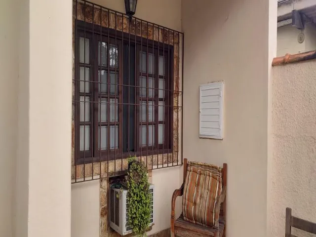 Imagem 7: Vendo casa duplex em condomínio - Campo Grande RJ. LOCALIZAÇÃO: Próximo a escolas