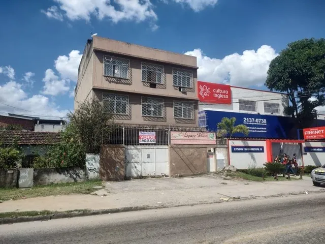 Imagem: Vendo Prédio na Estrada do Pré, 1.919
