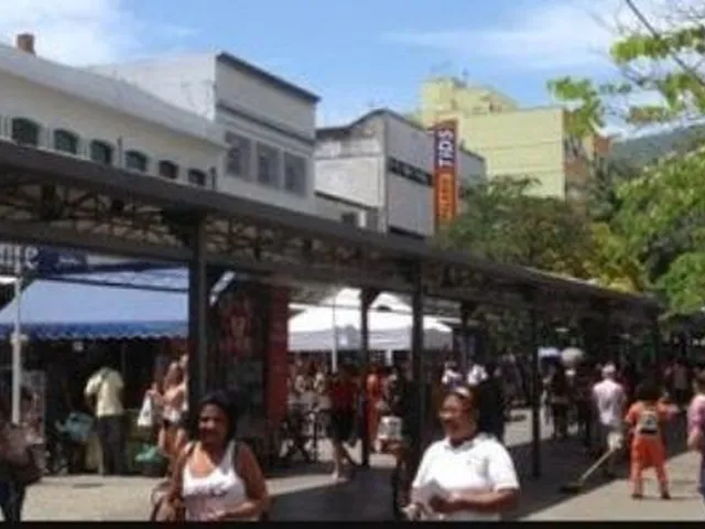 Imagem: VENDO LOJA CALÇADÃO DE BANGU - RJ Localização