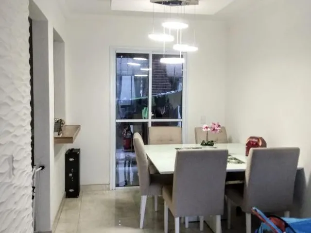 Imagem 13: VENDO EXCELENTE CASA DUPLEX - GUARATIBA - RJ Localização: Descrição: - 03 quartos