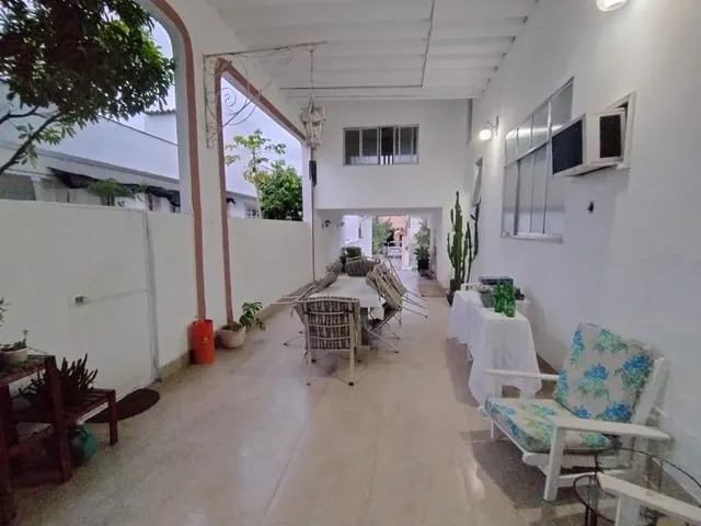 Imagem 12: VENDO CASA EM CAMPO GRANDE - RJ Localização: Rua Rio Bonito, próximo ao viaduto