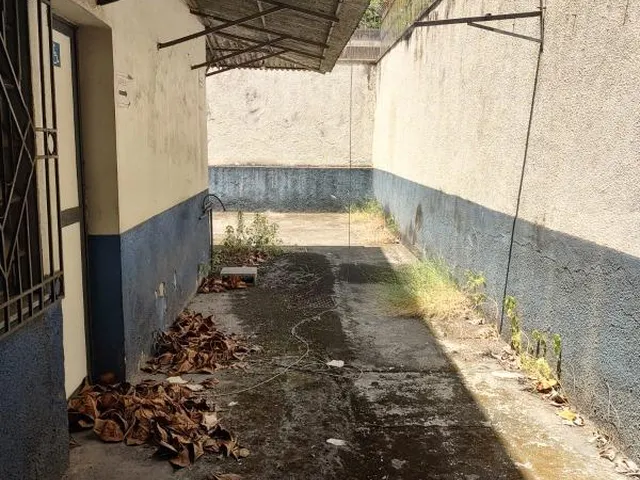 Imagem 9: VENDO/ALUGO PRÉDIO EM CAMPO GRANDE - RJ Localização: Próximo ao hospital Nossa