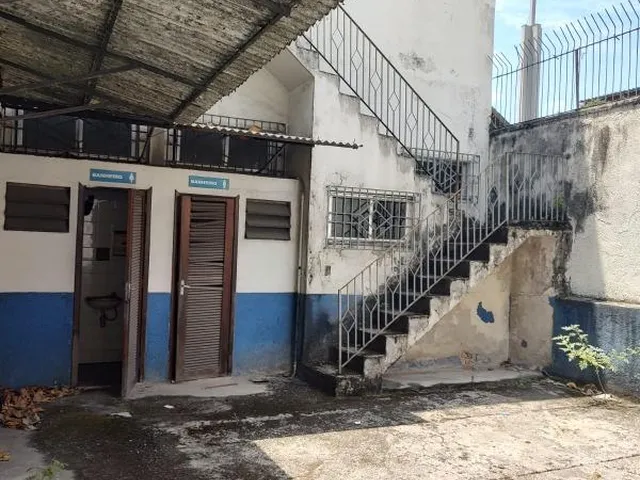Imagem 4: VENDO/ALUGO PRÉDIO EM CAMPO GRANDE - RJ Localização: Próximo ao hospital Nossa