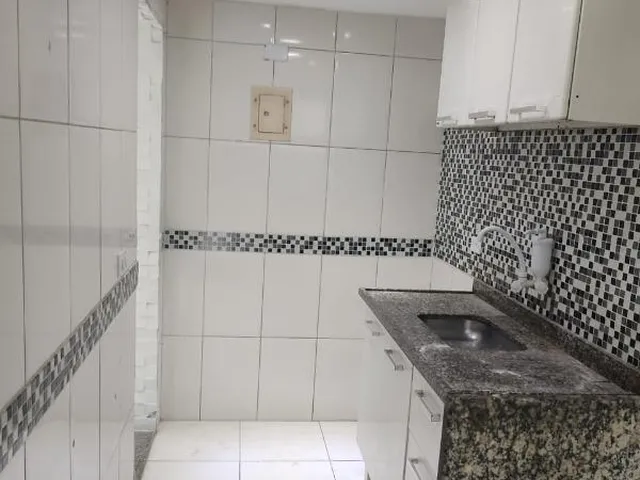 Imagem 2: VENDO/ALUGO APARTAMENTO EM CAMPO GRANDE RJ Localização: Rua Camaipí, 291 - Cond.Artur