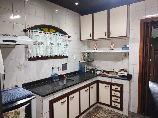 Imagem 2: VENDO CASA EM CAMPO GRANDE - RJ Localização: Próximo ao West Shopping, escolas e