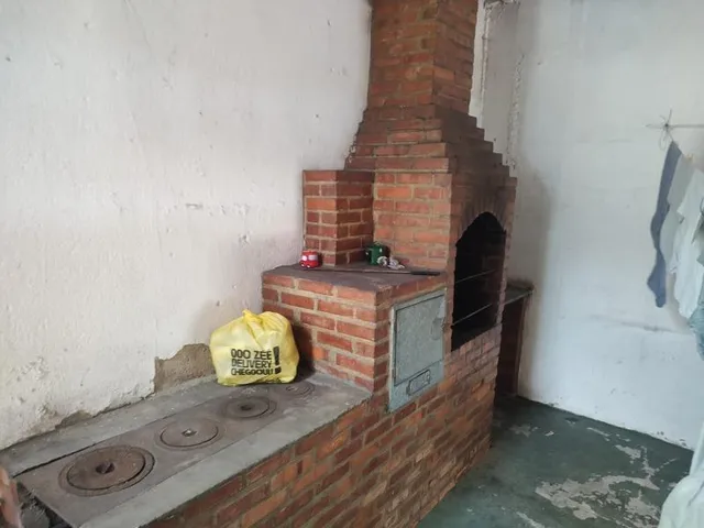 Imagem 3: VENDO IMÓVEL EM CAMPO GRANDE - RJ Localização: Centro de Campo Grande, próximo à