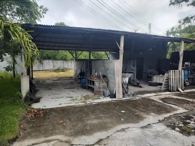 Imagem 2: VENDO/ALUGO SÍTIO EM CAMPO GRANDE - RJ Localização: Próximo à Paróquia São João
